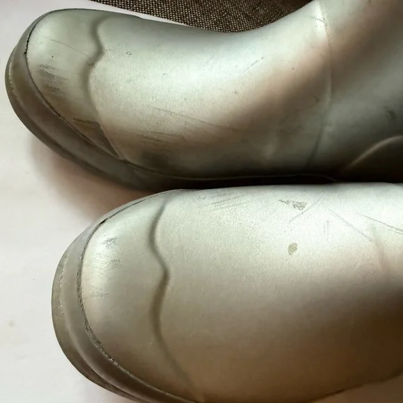 Hunter Unisex Metallic Silver Boots - Picture 3 of 9